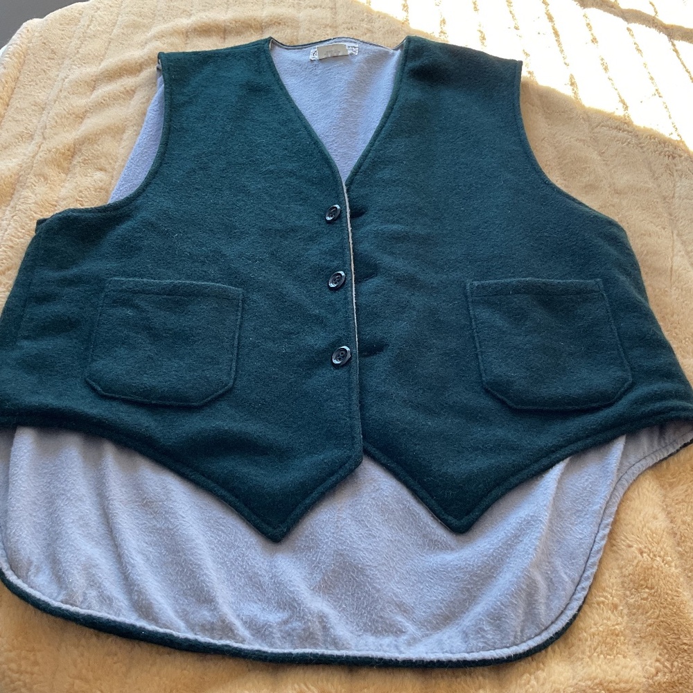 VIntage Men’s Wool Vest. KIttery Trading Post. XL